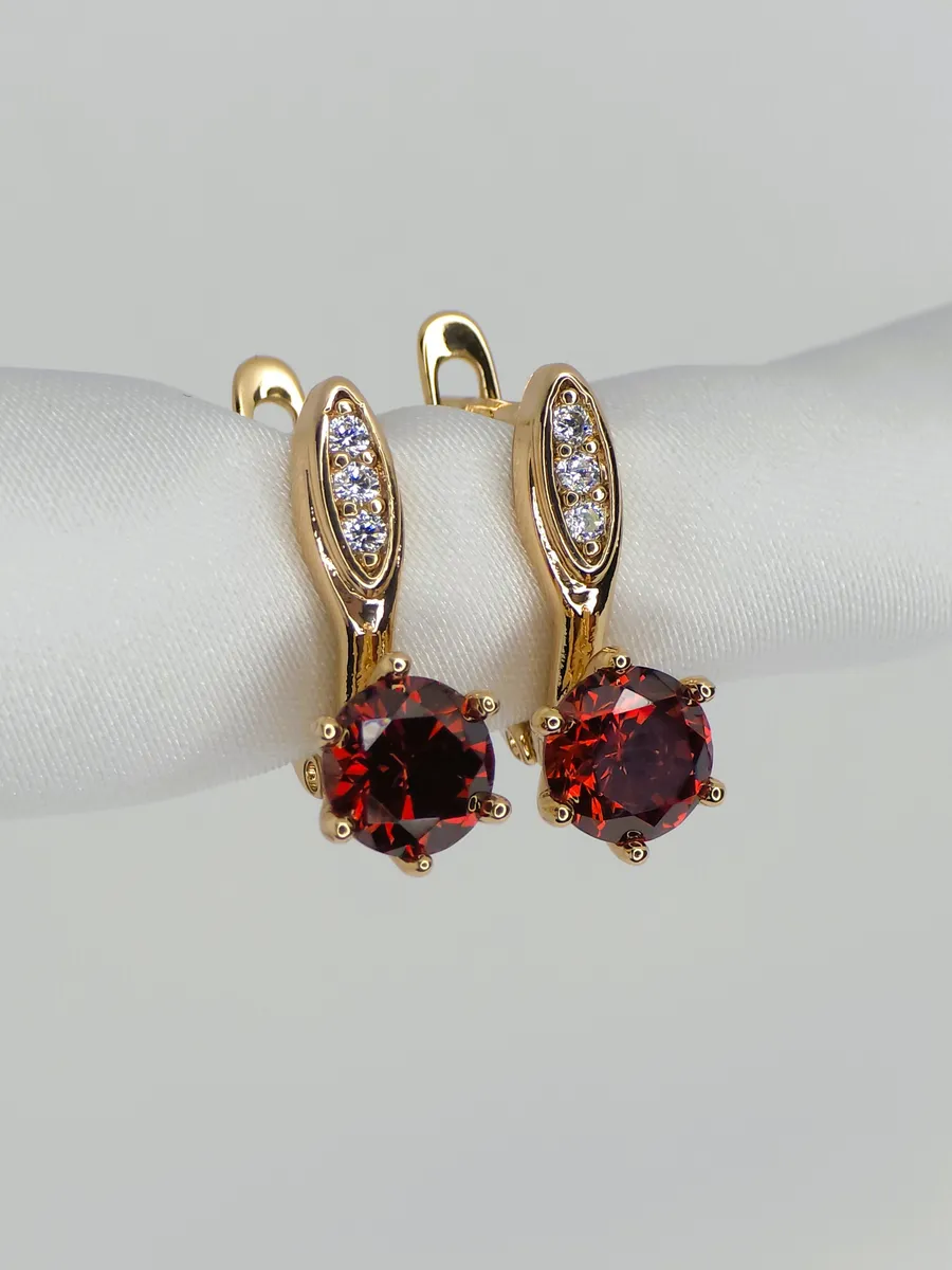 Серьги классические, повседневные на каждый день 1,5 см.