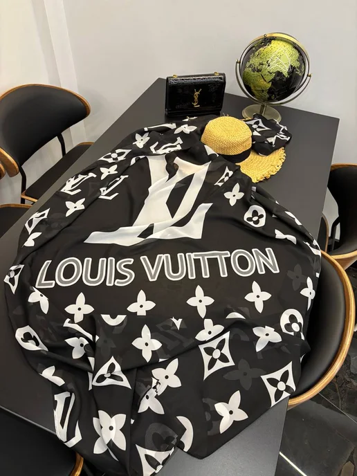 Парео Louis Vuitton, черный