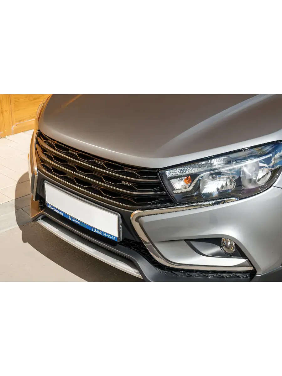 Решетка радиатора LADA Vesta Кросс 2015-22 Черный глянец